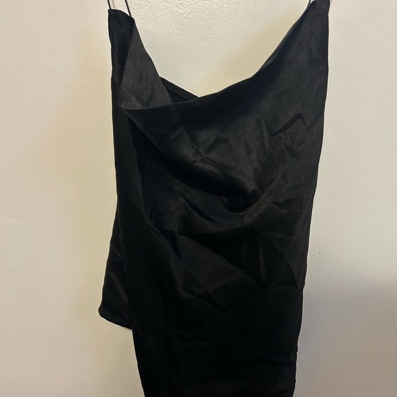 BCBGeneration • Cowl neck, spaghetti strap tank with “X” back - Picture 3 of 5